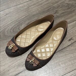 MICHAEL Michael Kors Brown and Gold Flats